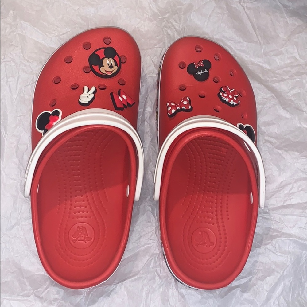 Crocs
